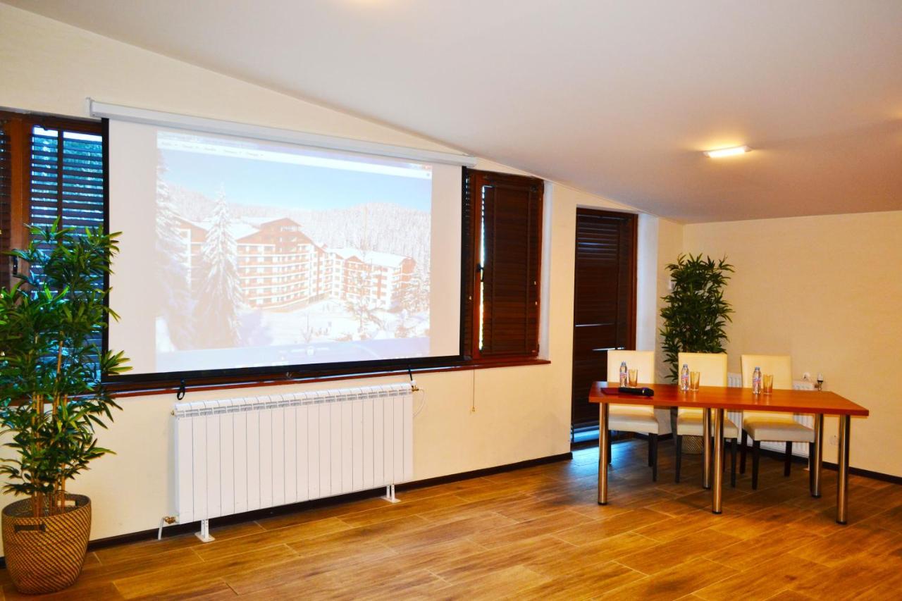 Aparthotel Forest Nook Pamporovo Buitenkant foto